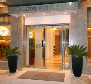  Hotel Flisvos  Каламата